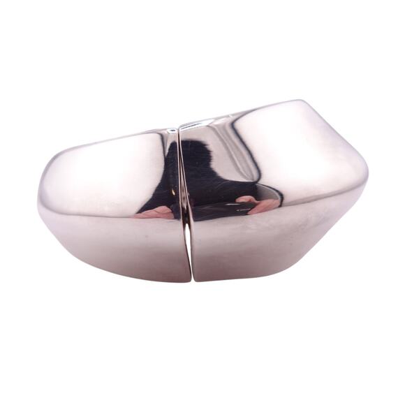 Macy's Silver Plated Stainless Steel Hinged Bangle Bracelet NIB - Picture 4 of 5